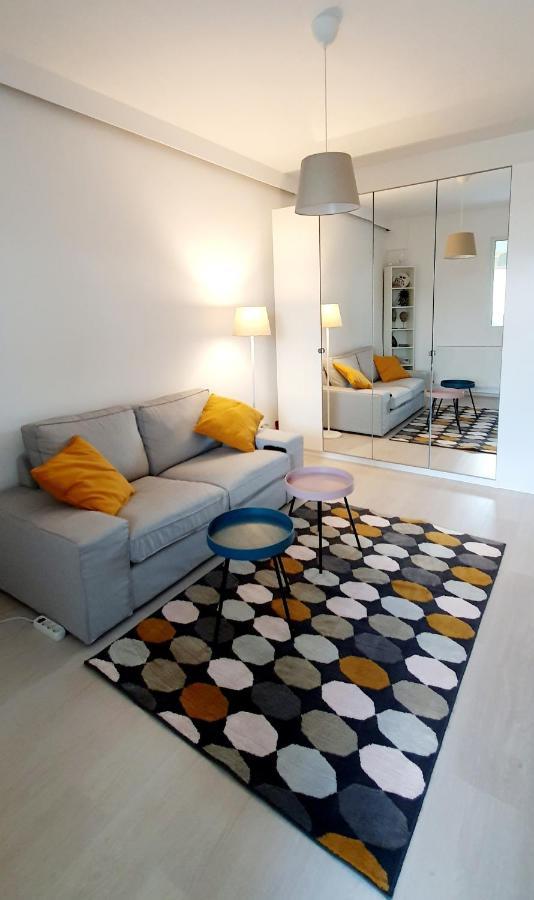 New Cozy Apartment 3 Min To Subway 24H/7 Self Check-In Popesti-Leordeni Eksteriør billede